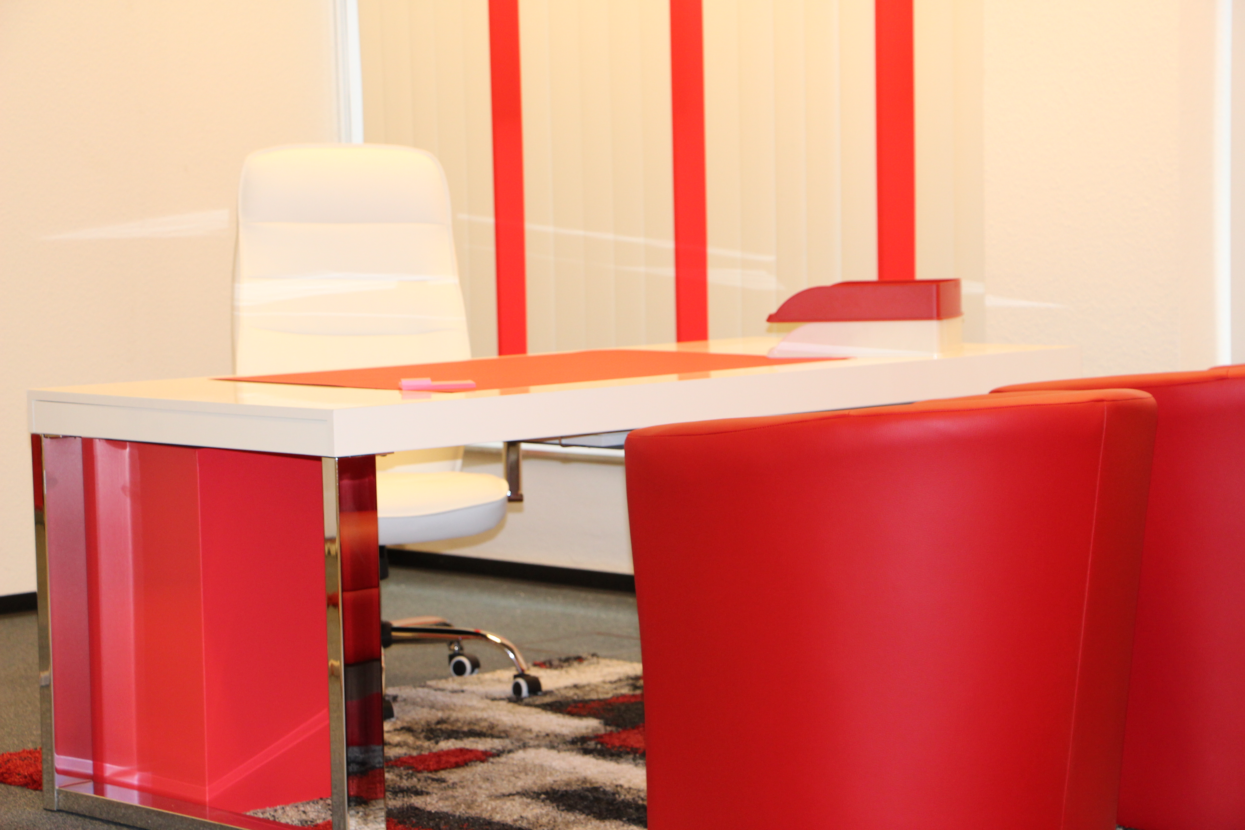 Freundliche Besprechungszimmer ohne st�rende Telefone. Nur Sie und Ihr Anwalt.